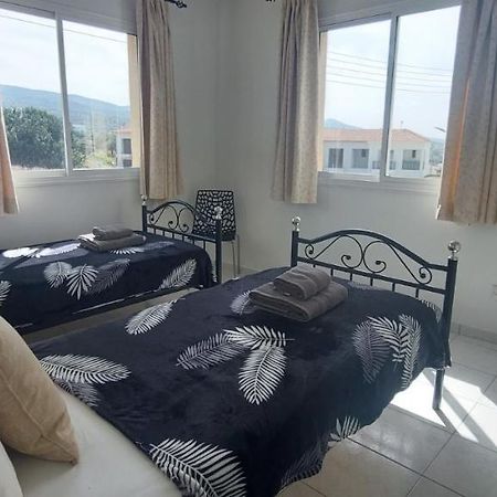 Spacious 2 Bedroom Apartment Пея Екстериор снимка
