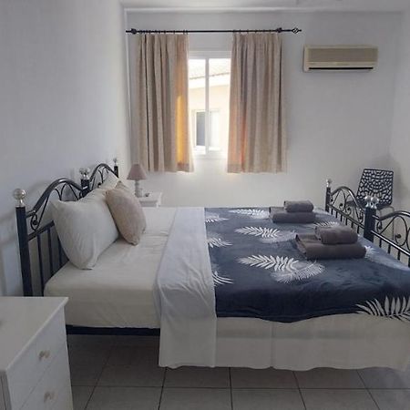 Spacious 2 Bedroom Apartment Пея Екстериор снимка