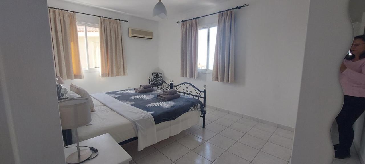 Spacious 2 Bedroom Apartment Пея Екстериор снимка